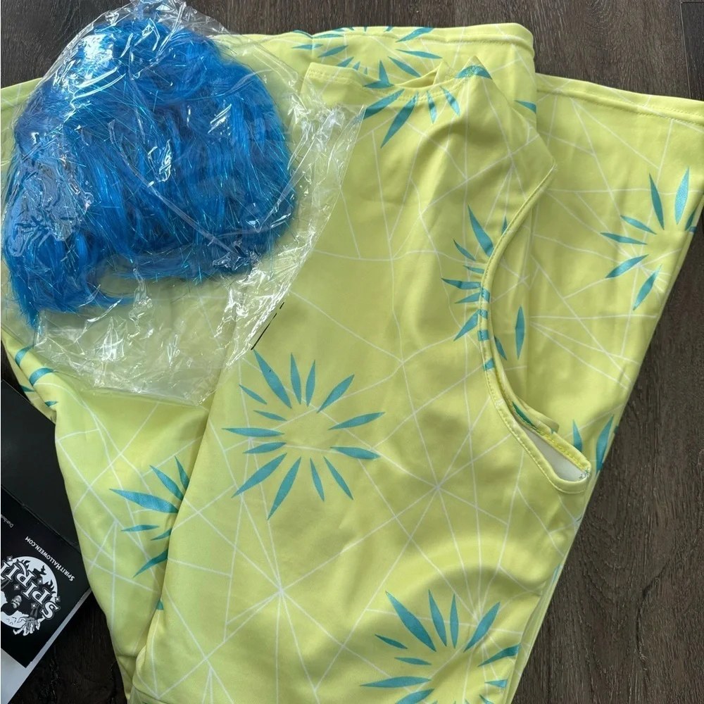 Spirit Joy Inside Out Adult Costume, new